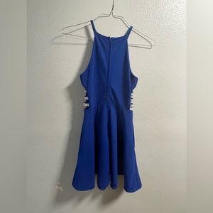 Xtrodinary size 3 in juniors blue dress